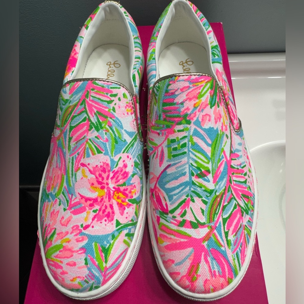 NWT Lilly Pulitzer Julie Sneaker- Lilly of the Jungle
